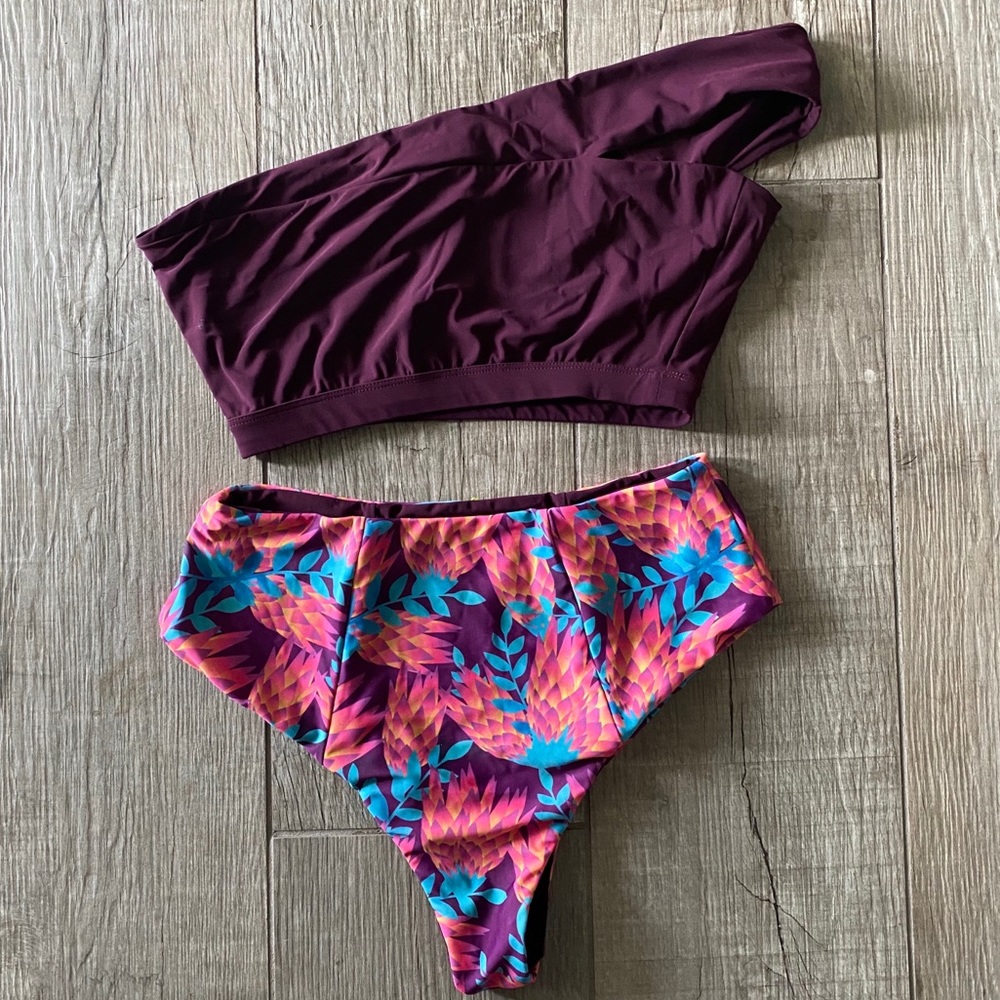 Moana Bikini gently used!